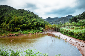 山嶺風(fēng)光