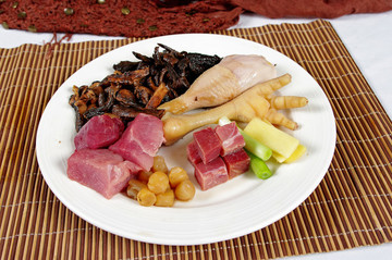 雞腿元貝燉肉