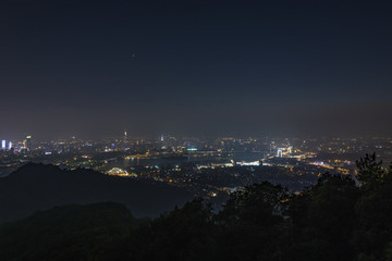 紫金山上看南京夜景