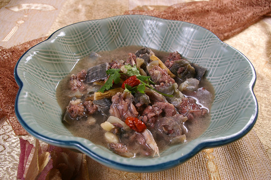 藥膳煮水魚
