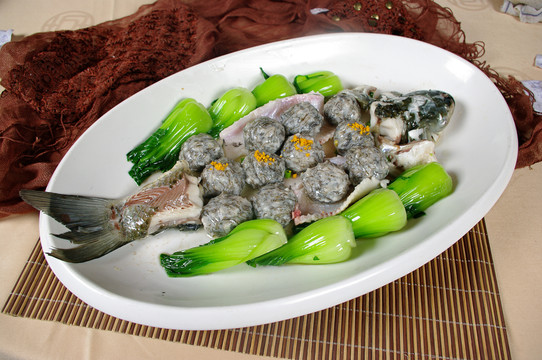 魚丸蒸魚