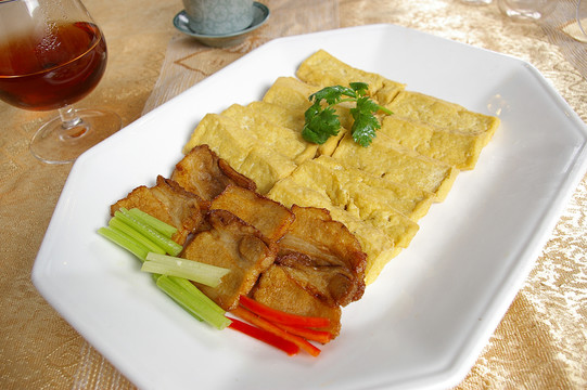 美極咸肉豆干