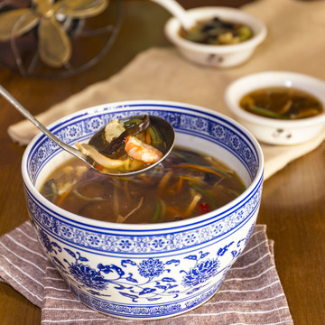 酸辣湯