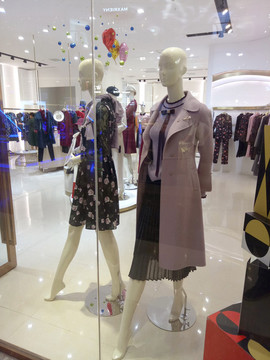 服裝櫥窗