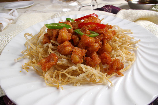脆金菇拼雞脆骨