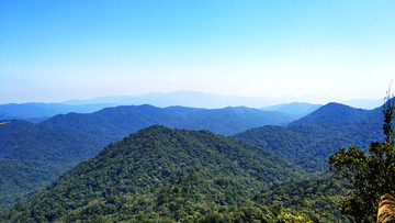 山脈
