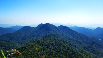 山脈