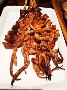 烤鮮魷魚(yú)