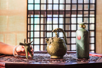 古代酒盅酒壺