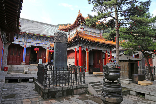 碧霞祠