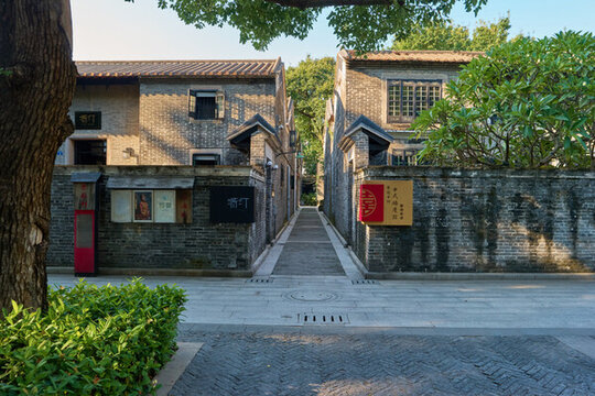 聚龍古村群