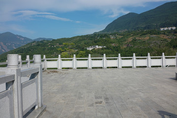 石攔河