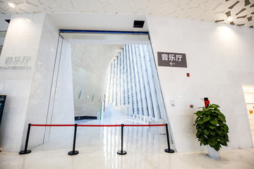 音樂廳大門