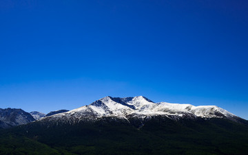 雪山風(fēng)光