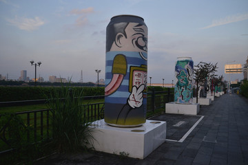 琶醒啤酒雕塑