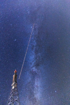 北京百花山星空銀河鐵塔