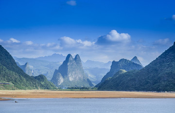 水庫風(fēng)光