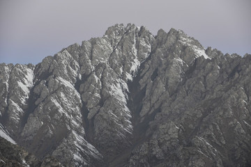 天山