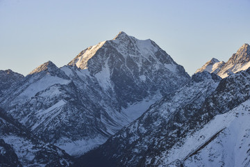 天山