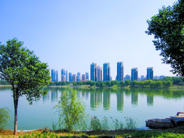 河濱建筑