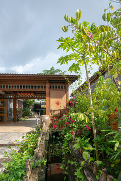 海南農(nóng)家樂生態(tài)餐廳