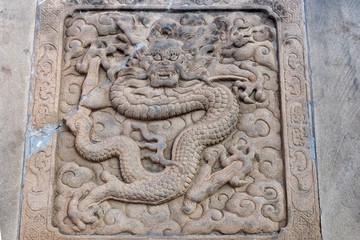 李自成行宮石雕龍