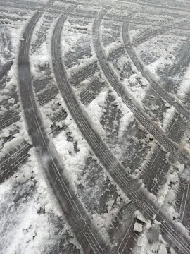 冰雪車轍