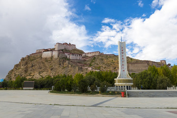 宗山古堡