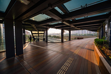 澳門木地板環(huán)形天橋