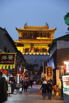 洛陽(yáng)麗景門夜景