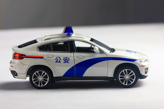 警車側(cè)面