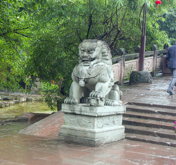 石獅子