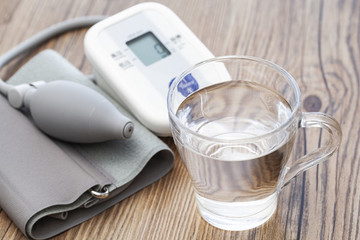 血壓表水杯