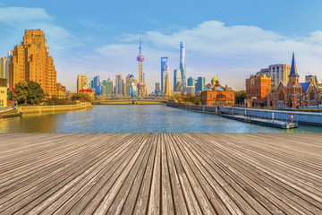 上海地磚路面和金融區(qū)建筑群