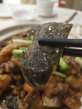 水魚(yú)燜雞