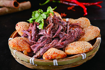 燒餅狗肉