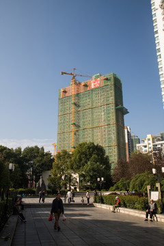 建設(shè)中的大樓