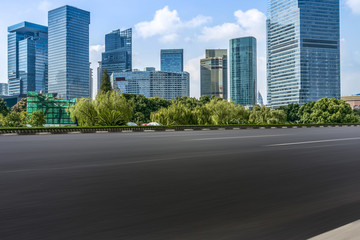 道路地面和上海陸家嘴金融中心