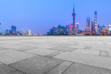地磚路面和上海外灘高端寫(xiě)字樓