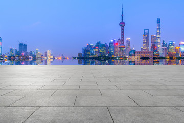 地磚路面和陸家嘴金融區(qū)