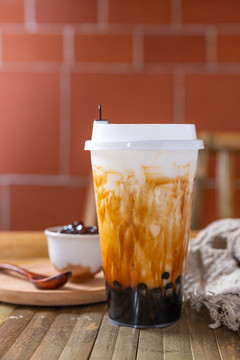 熔巖奶茶