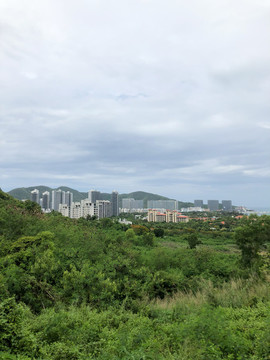 城市園林公園海邊