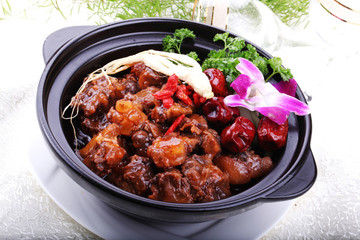 蓯蓉煲牛尾