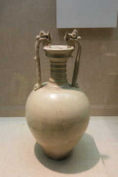 白釉獸頭壺