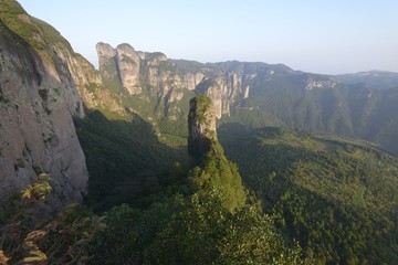公盂