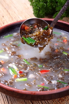 肉沫燉地皮菜