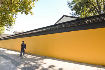 寺廟院墻