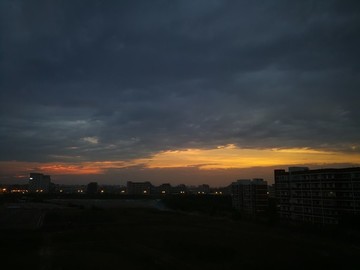 晚霞