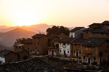 陽產(chǎn)土樓