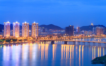 夜色洪城